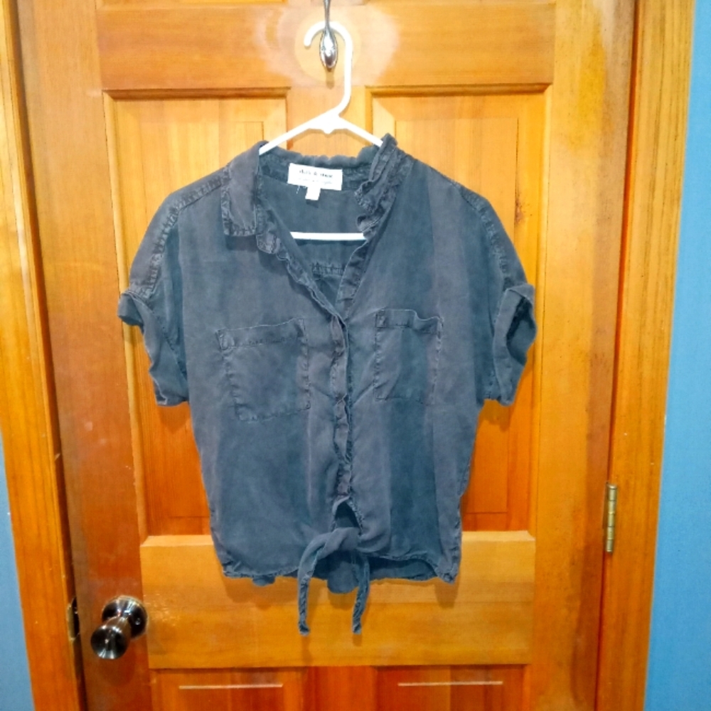 Cloth & Stone charcoal gray 100% tencel shirt sleeved shirt size M